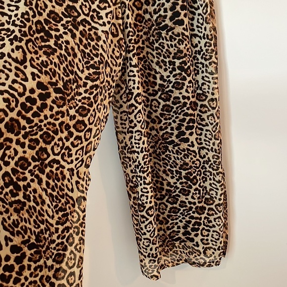 Forever 21+ Animal Print Pants SZ 1X Sheer Lined Wide Leg Pants Elastic Waist - Picture 5 of 10